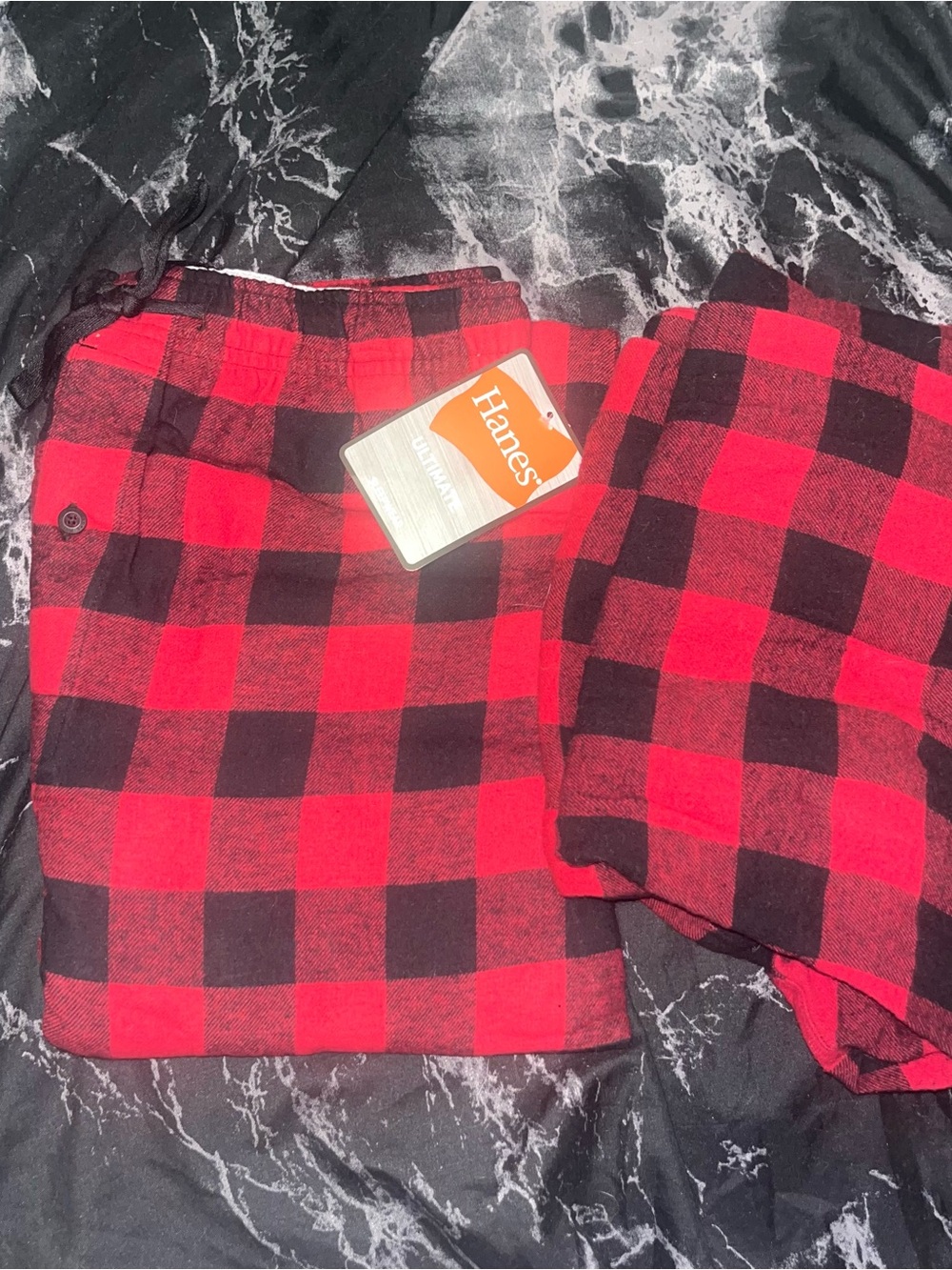 Hanes Red and Black Buffalo Plaid flannel Pajama Pants x2 size medium nwt